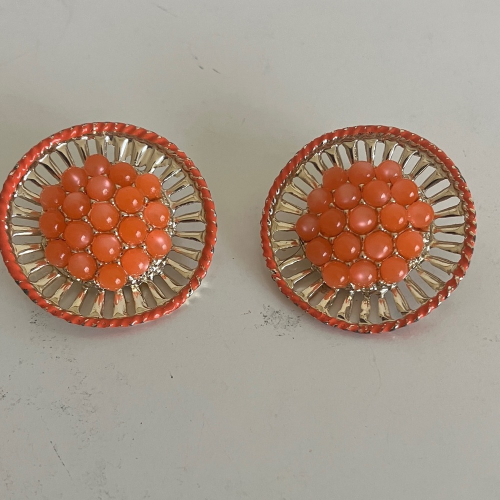 Vintage 1950’s Elegant Orange and Gold Clip On Earrings